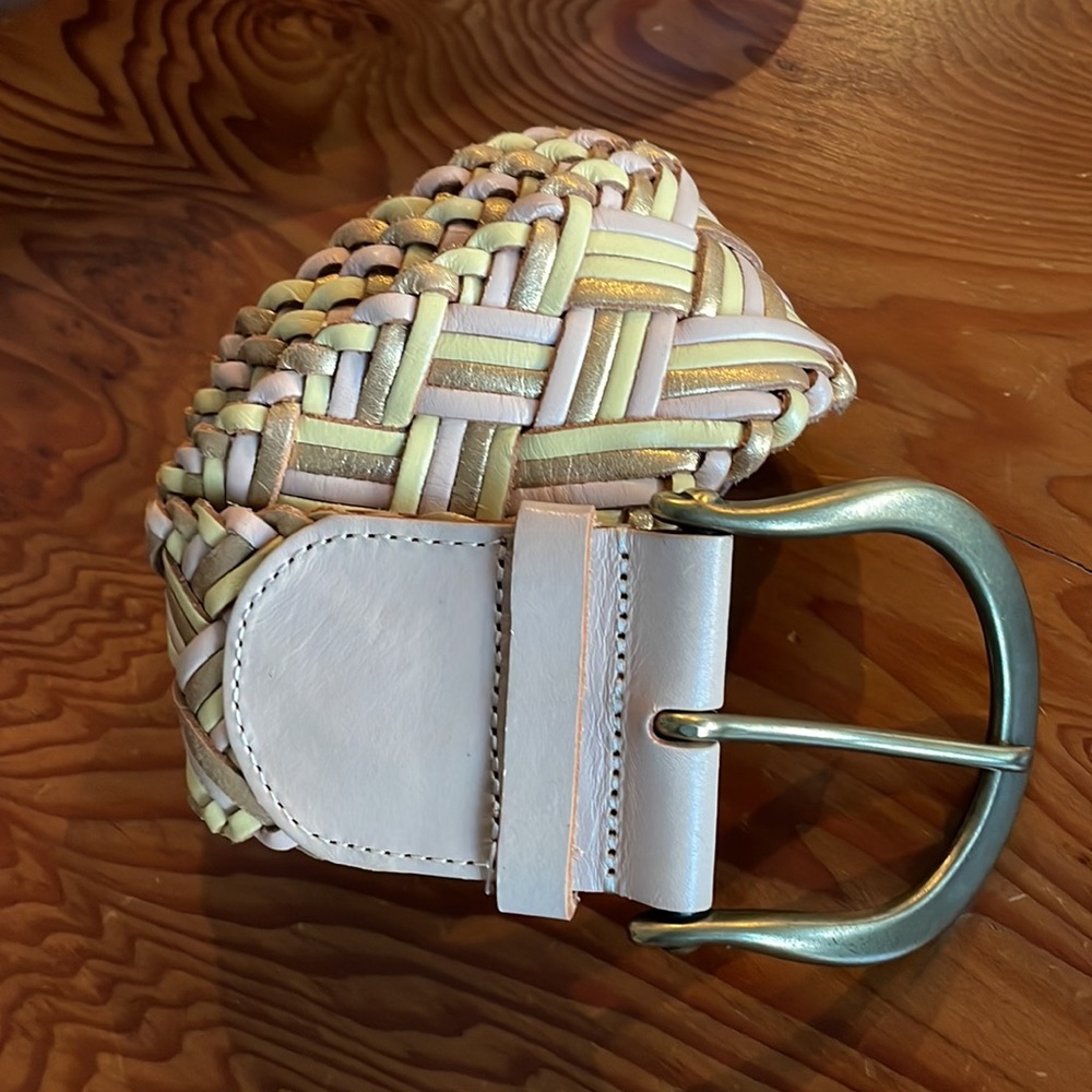 Beautiful Handmade Linea Pelle Belt Size M